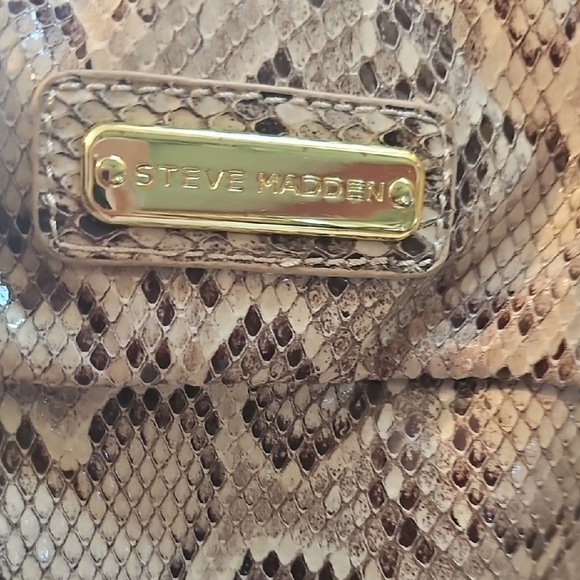 Steve Madden NWOT Snake Print Backpack Bag with Gold Accents NEW main image 10